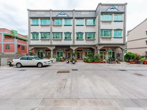 Four Seasons Duke Hostel