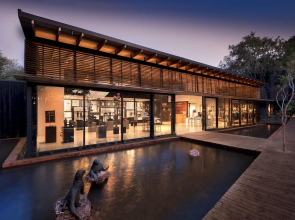 Lion Sands River Lodge