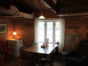 Sakrisøy Rorbuer