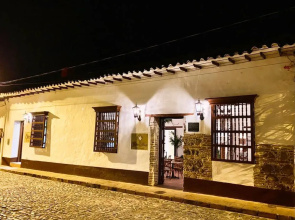 Casa Bixa Hotel Boutique -Santa Fe de Antioquia- Mayores de 12 años
