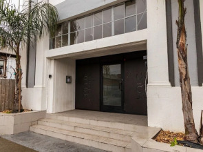 Comfy Studio in West Oakland