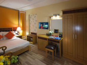 Alagon Central Hotel & Spa