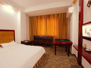 Zhangjiajie Wind and Cloud Holiday Hotel