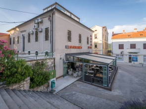 Hotel Park Drniš