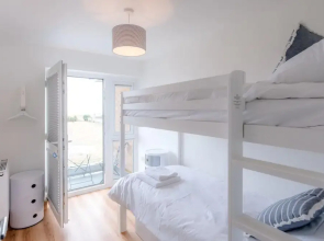 4 Sea View Walk, Pakefield