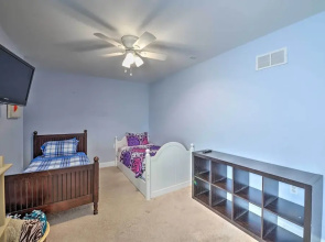 Cape May Getaway w/ Private Deck & Hot Tub!