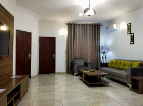 221 Apartments