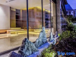 Xinru Art·Smart Parent - child Light Luxury Resort Hotel (Yangshuo Ubud Town Shili Gallery)