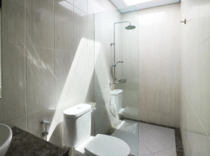 Kondra Premiere Guest House Kuta