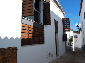 Casa De Doña Maria Valdelarco