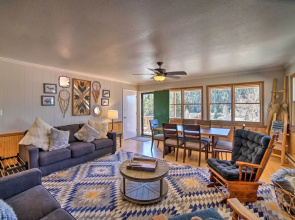 Walkable Location! Mtn-view Condo in Red River