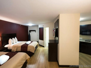 Red Roof Inn PLUS+ Houston - Energy Corridor