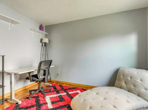 Families Welcome: Lake-view Home, 2 Mi to Gahanna!