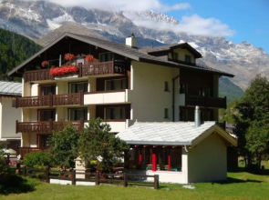 Apartment Azur Saas-Almagell