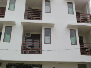 Dayunan El Nido Tourist Inn