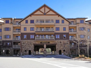 2296 Red Hawk Lodge 2 Bedroom Condo by RedAwning