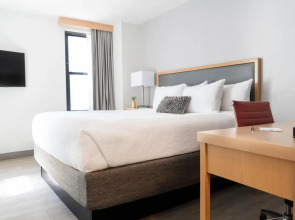 Hotel Saint Clair- Magnificent Mile