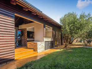 Beautiful Home in Ivinj With Sauna, Wifi and 5 Bedrooms