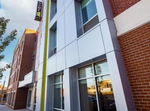 Home2 Suites By Hilton Memphis Downtown