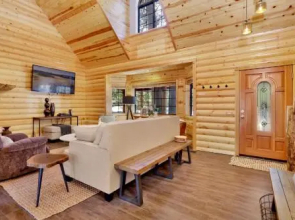 Dreams Of Summit Upscale Log Retreat