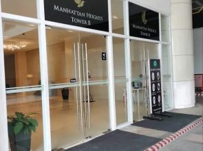 Cubao ManhattanHeights Unit 7EF Tower B, 1BR