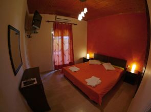 Erifili Apartments