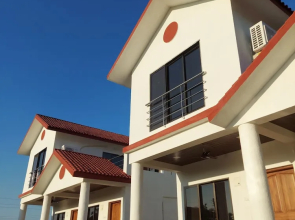 Berryl Resorts