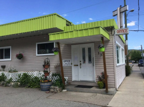 Cedars Motel