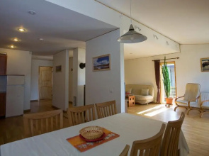 Love Island Guesthouse