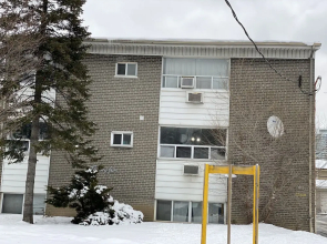 Kashaneh Hostel - 25 Greenbriar