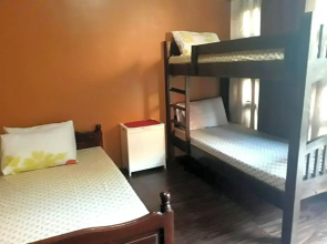 Bognot Lodge : Alvin Bognot Mt Pinatubo Guesthouse And Tours