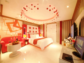 Ivy Hotel
