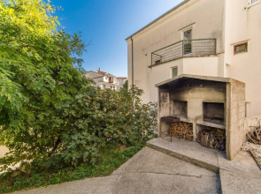 Beautiful Apartment in Brist With 1 Bedrooms and Wifi