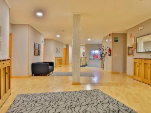 AP Hotel and Parking