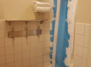 HI Chicago, The J. Ira and Nicki Harris Family Hostel