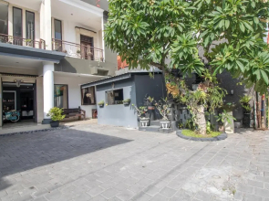 OYO 2836 Sekar Sari Residence