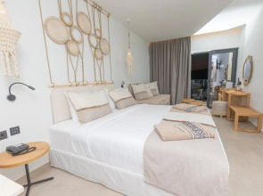 Cabana Blu Lifestyle Boutique Hotel & Suites