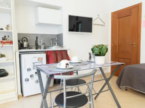 Neapolitan-Style Apartment