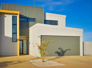 33 Inggarda Lane