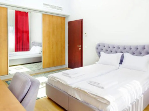 H 11 Downtown Aparthotel