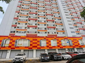 OYO 92317 Apartment Riverview By Alima View