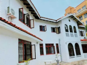 Villa Ella