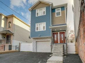 Irvington Vacation Rental ~ 20 Mi to Manhattan!