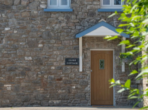 Glebe Cottage - 2 Bedroom Holiday Home - St Florence