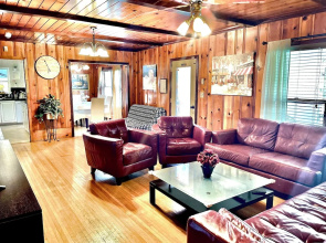 4BR, 4BA House Beach, Entertainment, Nightlife