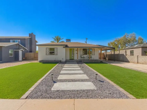 14th Coronado Historic District Phoenix 2 Bedroom Home by RedAwning