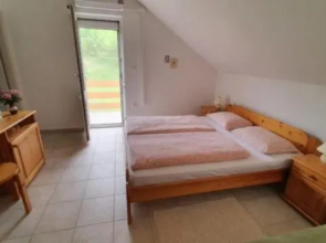 Bork¿ti Panzi¿ ¿Apartman