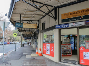 Waterview Terrace in Historic Rocks