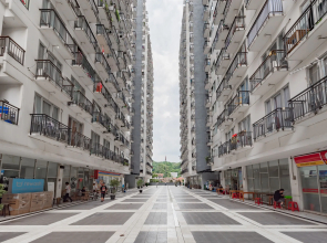 RedDoorz Apartment @ Jarrdin Cihampelas