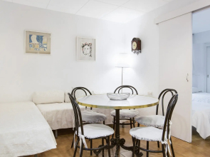 Barca in Llafranc with 2 bedrooms and 1 bathrooms